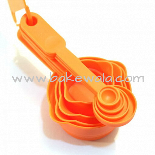 Measuring Cups and Spoons - Orange