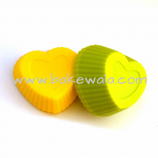 Silicone Cupcake Moulds 6 Cups - Heart Shape