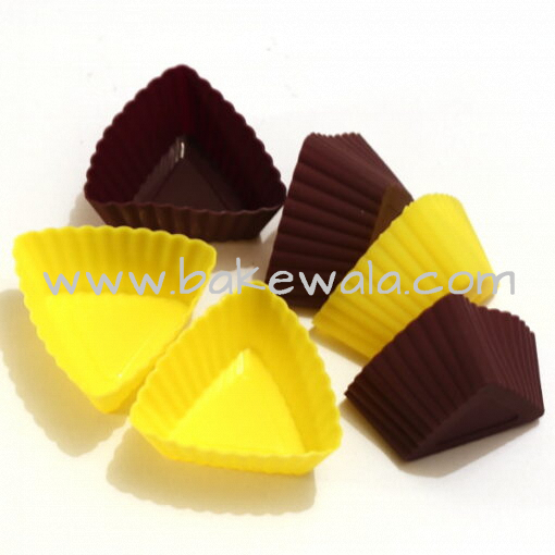 Silicone Triangle Cupcake Moulds - 6 cups